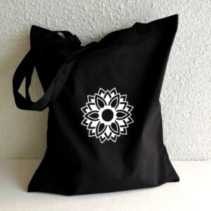 must lillega riidest kott