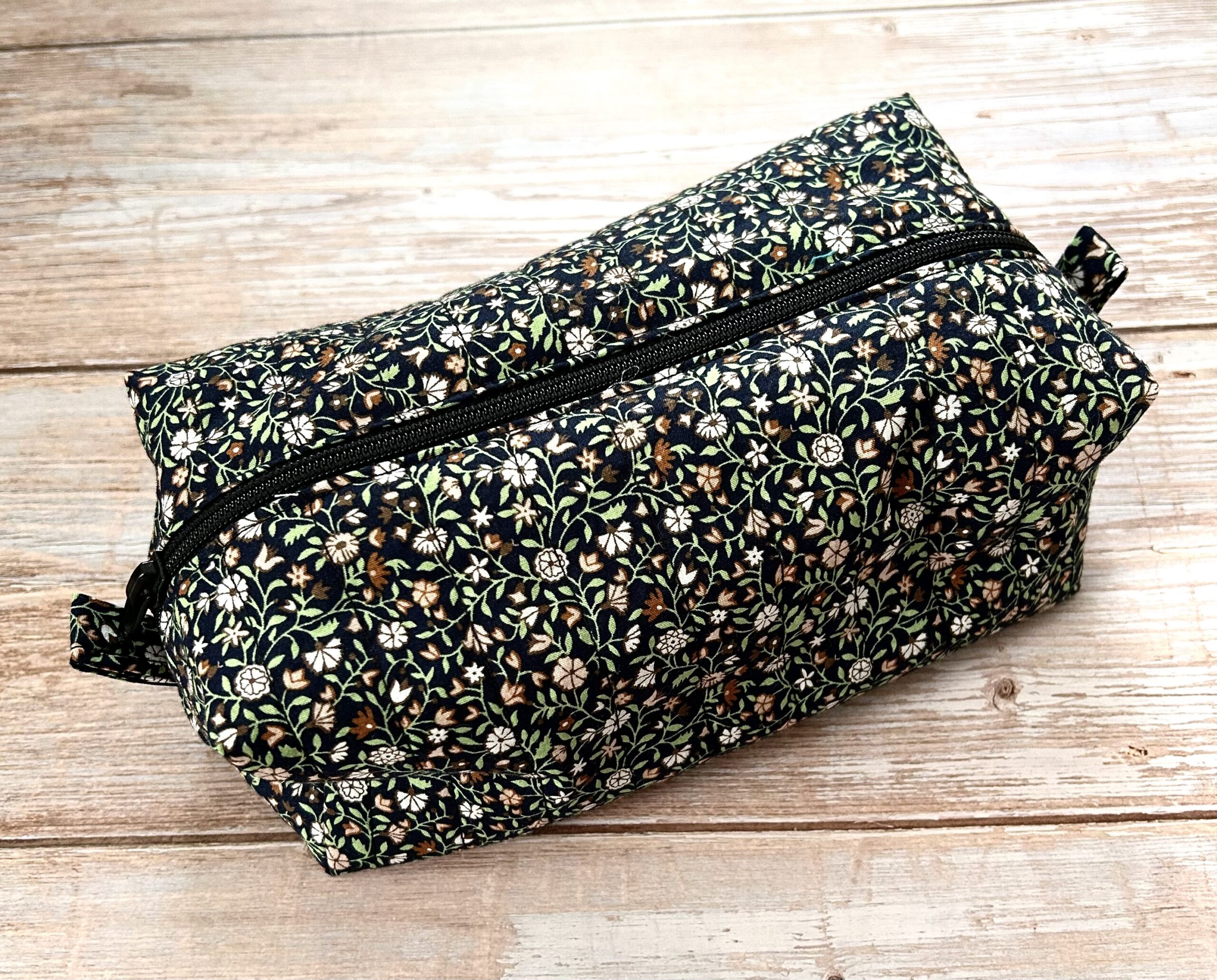 Lilleline kosmeetikakott roheline M - Image 2